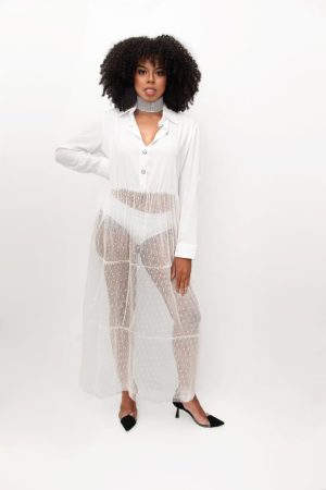 Camisa Cropped com Sobreposição de Tule